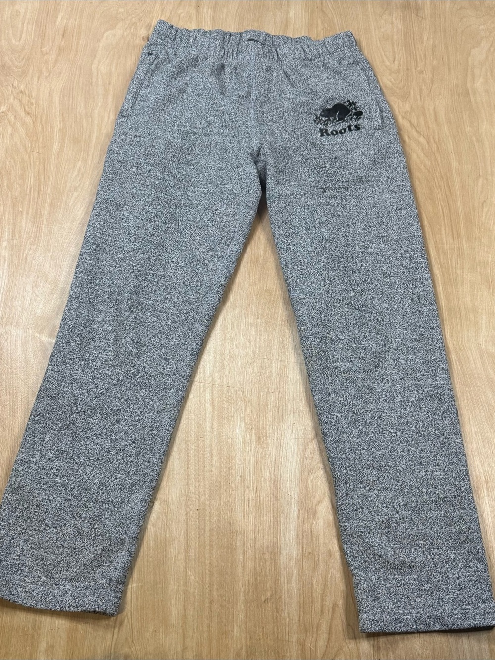 Roots Men’s Gray Knit Sweatpants XS Drawstring Elastic Waist Logo Pockets XL.